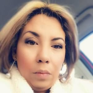 Meet your Posher, Raquel